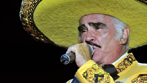 Los millones de seguidores del cantante mexicano Vicente Fernández están a la expectativa de su salud (Foto: Luis Robayo / AFP)