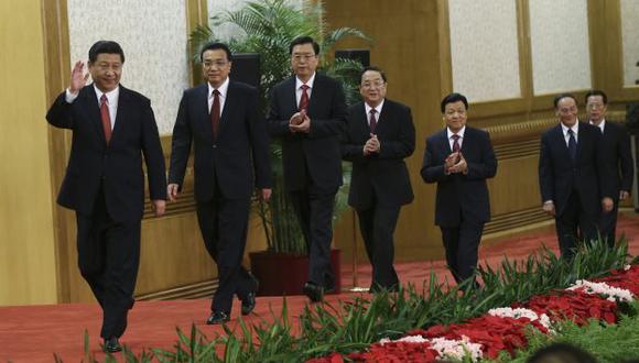 SIETE PODEROSOS. Con Xi Jinping a la cabeza, la cúpula dirigirá China por los próximos 10 años. (Reuters)