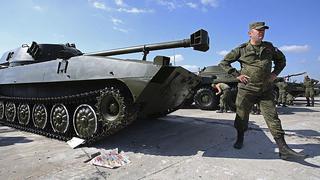 Ucrania: Tropas rusas cercan zona fronteriza