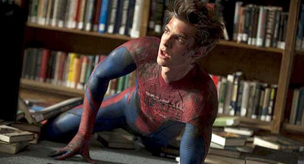 is andrew garfield gay