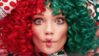 Sia estrenó su nuevo álbum navideño y debes escucharlo [VIDEOS]