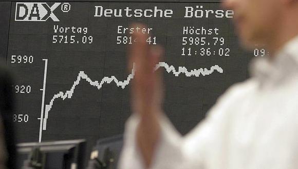En Frankfurt, el índice DAX 30 cedió&nbsp;0.64% este lunes. (Foto: Reuters)