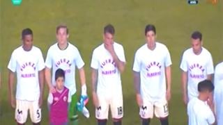 Jugadores de Universitario le demuestran su respaldo a Alberto Rodríguez tras lesión [VIDEO]