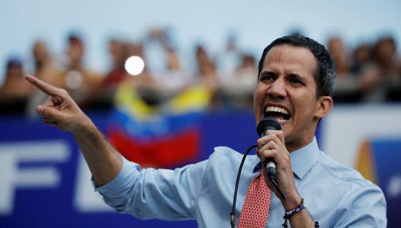 El presidente encargado de Venezuela desconoce la inhabilitación que le impuso la Contraloría. (Foto: Reuters)
