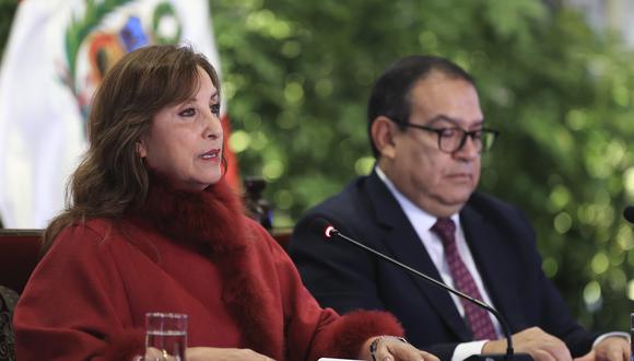 La presidenta Dina Boluarte no quiso pronunciarse sobre ley que vulnera la meritocracia. (Foto: Presidencia)