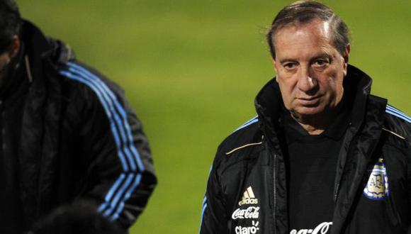 Jorge Sampaoli es el principal candidato para tomar el cargo de seleccionador argentino tras la salida de Edgardo Bauza. (AFP)