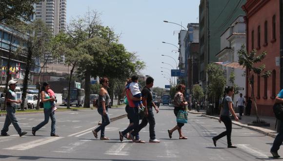 El Senamhi advirtió que hoy el índice máximo UV en Lima alcanzará el nivel 15, especialmente cerca del mediodía. (Foto: GEC)
