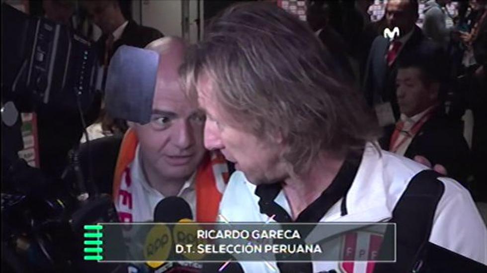 El presidente de la FIFA saludó a Ricardo Gareca con un abrazo. (Captura: Movistar Deportes)