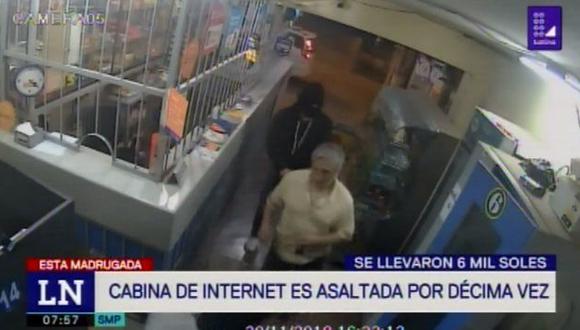 Tres sujetos, totalmente armados, robaron una cabina de internet ubicada en la calle San Luis, en el distrito de Comas. (Video: Latina)