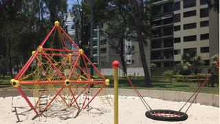 Niños con discapacidad podrían jugar a plenitud en parques infantiles