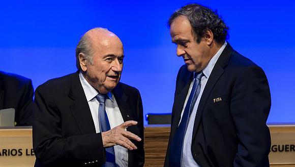 Platini: Quinto mandato de Blatter en la FIFA no es bueno para el fútbol. (AFP)
