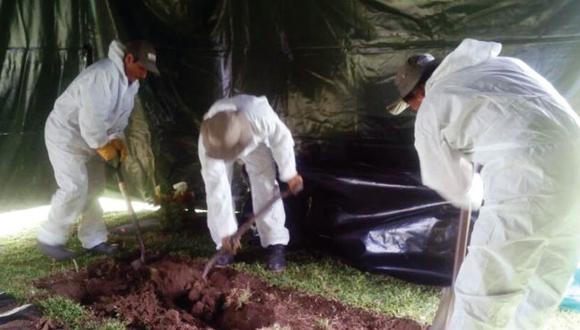 Exhuman restos del periodista José Yactayo. (Fiscalía)