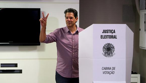 Brasil: Ultraderechista Jair Bolsonaro lidera las elecciones presidenciales con 48%. (Reuters)