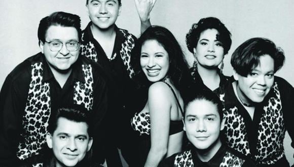 Selena y Los Dinos, la banda en la que estaba la Reina del Tex- Mex con sus hermanos. (Foto: Tunefind)