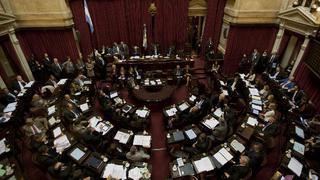 Senado argentino debate la expropiación de YPF a Repsol