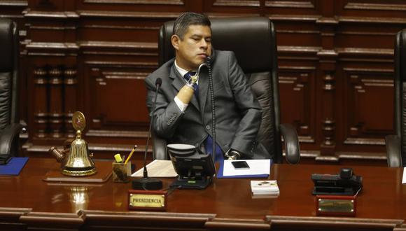 Luis Galarreta, presidente del Congreso, encabezó la sesión planaria. (Mario Zapata)