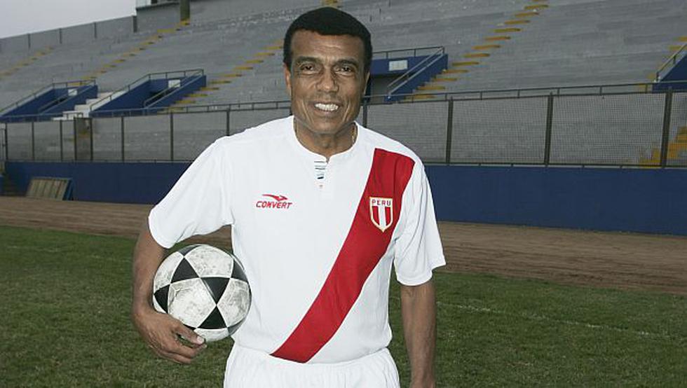 Teófilo Cubillas siempre muestra su apoyo a la selección peruana. (Depor)