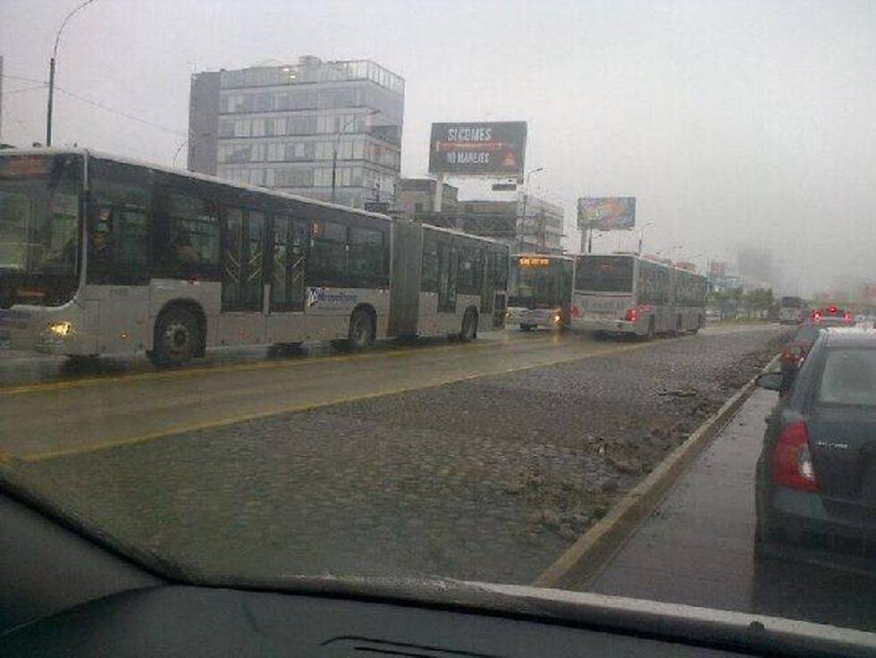 Avería de bus afectó el tránsito por el servicio de transporte público. (Foto: @greinap)