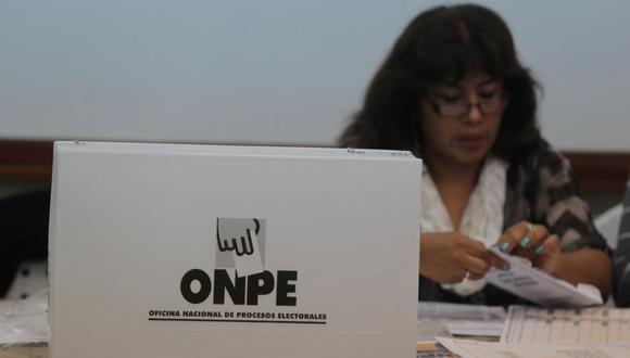 Según la ONPE, son 974,230 los compatriotas que residen en el extranjero que están habilitados para votar. (GEC)