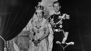 Isabel II: la joven que se convirtió en reina por la renuncia de su tío
