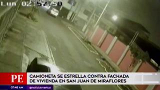 San Juan de Miraflores: cámaras captaron violento choque de camioneta contra frontis de vivienda