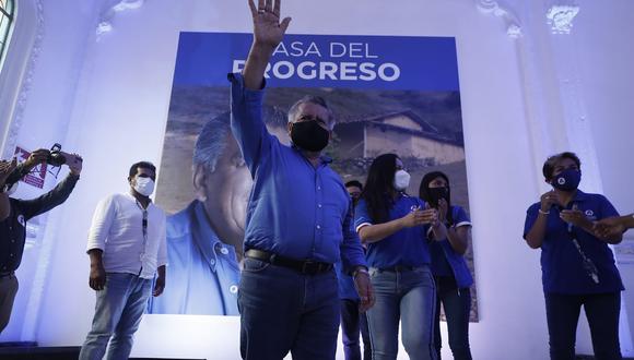 César Acuña rechazó la decisión del JEE Lima Centro 1 de excluirlo de las elecciones del 11 de abril. (Foto: APP)