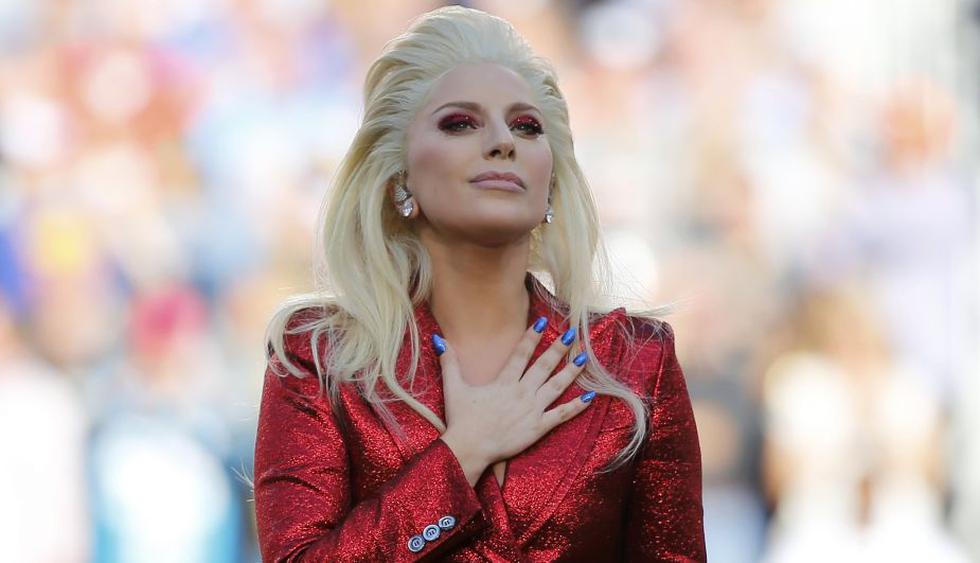 Super Bowl: Lady Gaga inauguró el evento cantando el Himno Nacional de EEUU. (Reuters)