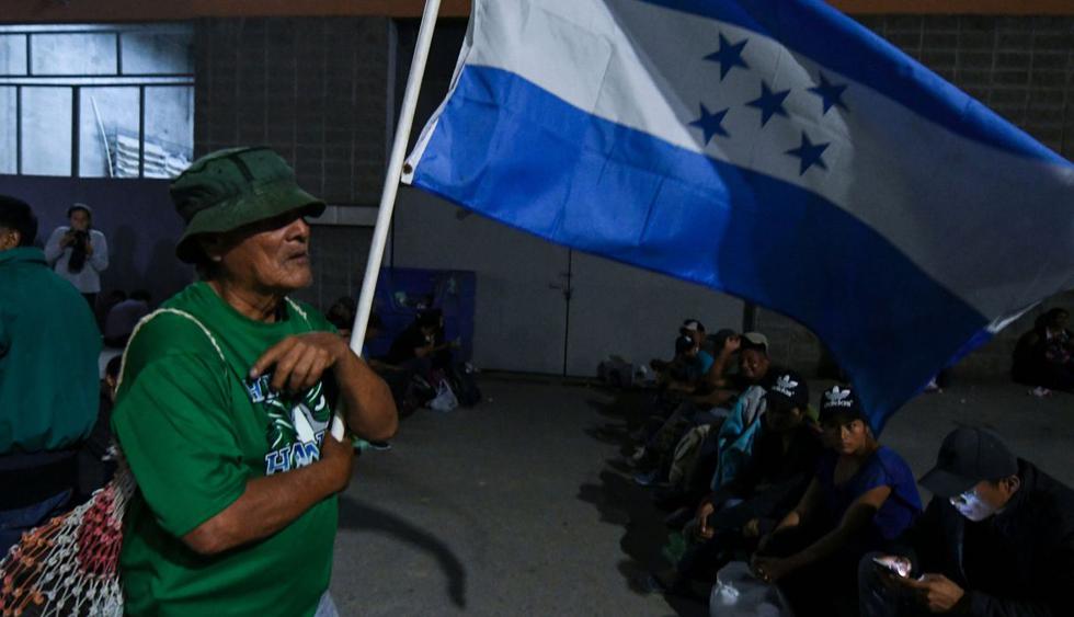 Nueva caravana de migrantes sale de Honduras con destino final a EE.UU. (Foto: AFP)