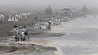 Derrame de petróleo: Repsol afirma que desplegó 1,350 personas “capacitadas” para labores de limpieza 