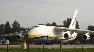 Rusia envía un avión con ayuda humanitaria a Estados Unidos por el coronavirus