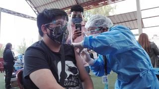 Cusco: adolescentes entre 12 y 19 años acudieron masivamente a inmunizarse contra la COVID-19
