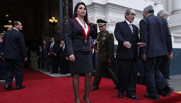 En problemas. Ana María Solórzano tendrá que enfrentarse a los reclamos de los voceros de la oposición. (Rafael Cornejo)