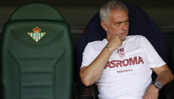 Jose Mourinho y su peculiar respuesta. (Foto: Reuters)