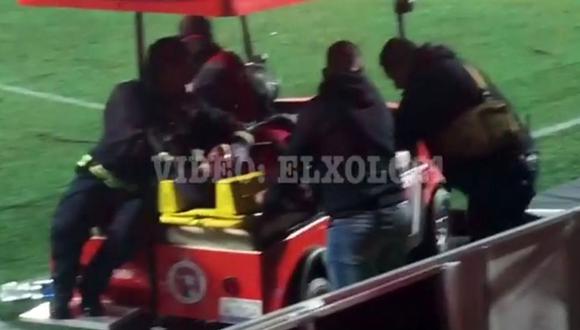 Hincha del Xolos de Tijuana sufrió una dura caída durante el partido contra Tigres en el estadio Caliente. (Video: Instagram ElXolo21)