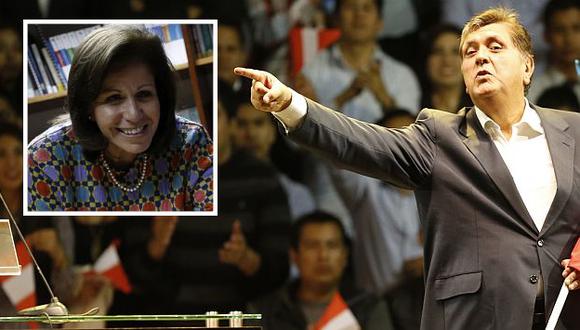 Alan García consideró generoso que Lourdes Flores haya expresado públicamente que sí comulgaría con su agrupación. (Peru21)