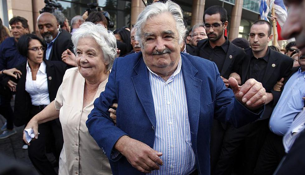 Miles de personas despidieron el viernes al presidente saliente de Uruguay, José Mujica. (EFE)