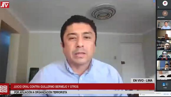 En apuros. Guillermo Bermejo es quien impulsa el referéndum para redactar nueva Constitución, aunque esa vía no la prevé la ley.. (Justicia TV)