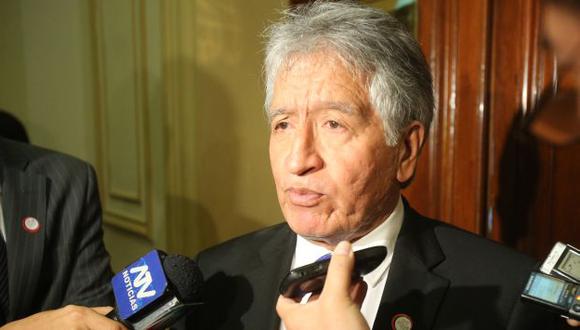 Virgilio Acuña se mostró sorprendido por no presidir la Comisión de Fiscalización. (Perú21)