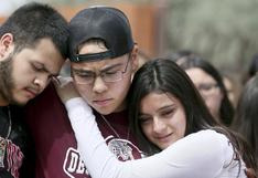 Estudiantes de secundaria protestan contra la deportación de su compañero