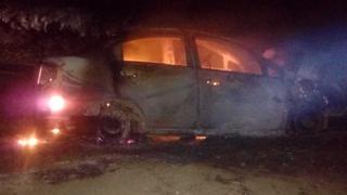Chiclayo: colectivo se incendia y pasajeros salen corriendo para no morir carbonizados