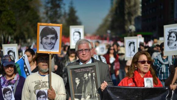Chile: Congreso aprobó indemnización a presos y torturados durante dictadura de Pinochet. (T13.cl)