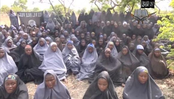 Boko Haram liberó a decenas de niñas que pertenecen al grupo de las 200 menores secuestradas en Nigeria (Reuters).