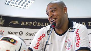 Corinthians rescindió contrato a Adriano
