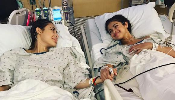 "Te amo, hermana. Estoy feliz de hacer este viaje junto a ti", dijo Francia a Selena.