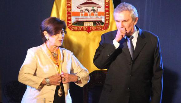 Criticas de Susana Villarán contra Luis Castañeda no cesan. (Perú21)