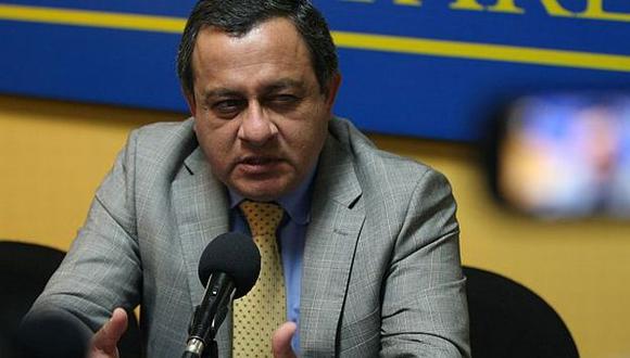 Távara dijo que los partidos políticos están a tiempo de retirar a estos candidatos. (Andina)