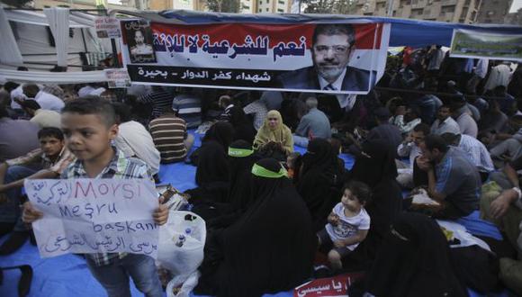 Partidario de Mohamed Mursi exigen su vuelta al poder. (Reuters)
