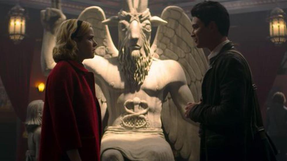 Grupo satánico demanda a Netflix por plagiar estatua que aparece en 'Sabrina' (Netflix)