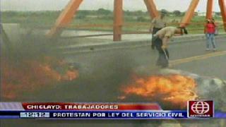 Chiclayo: Protestan por la ley del Servicio Civil