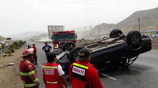 Al menos un muerto y cuatro heridos tras accidente en la Panamericana Sur [FOTOS y VIDEO]
